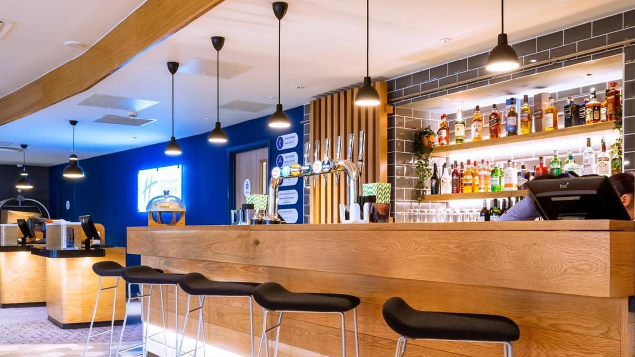 Holiday Inn Express - Barrow-In-Furness & South Lakes By Ihg מראה חיצוני תמונה