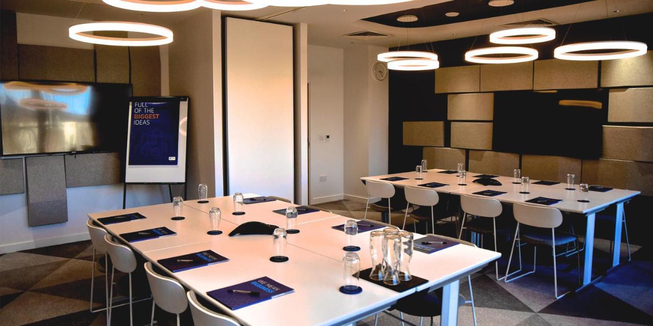 Holiday Inn Express - Barrow-In-Furness & South Lakes By Ihg מראה חיצוני תמונה