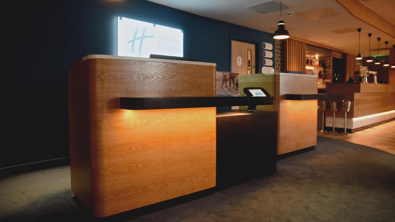 Holiday Inn Express - Barrow-In-Furness & South Lakes By Ihg מראה חיצוני תמונה